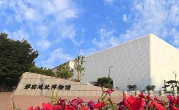 内丘县大力发展仿古邢白瓷文化产业